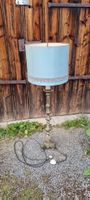 antike Stehlampe