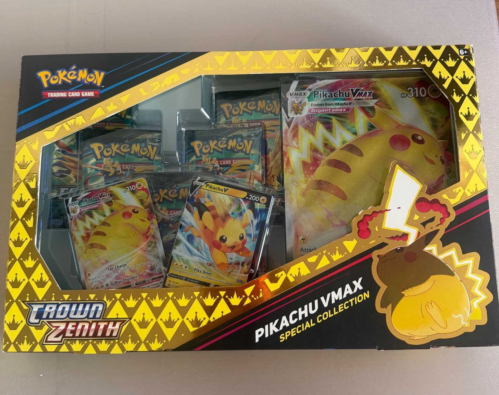 Pokémon Cartes à collectionner: Pokémon Pikachu VMAX Special Collection – Neuf avec emballage d'origine à Worblaufen par tbegsr 2