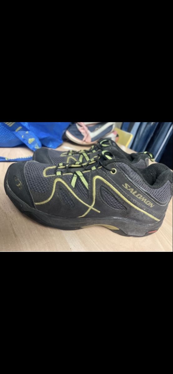 Salomon Chaussures garçon: Salomon Wanderschuhe Gr.34 – D'occasion à Obergerlafingen par cabo4 2
