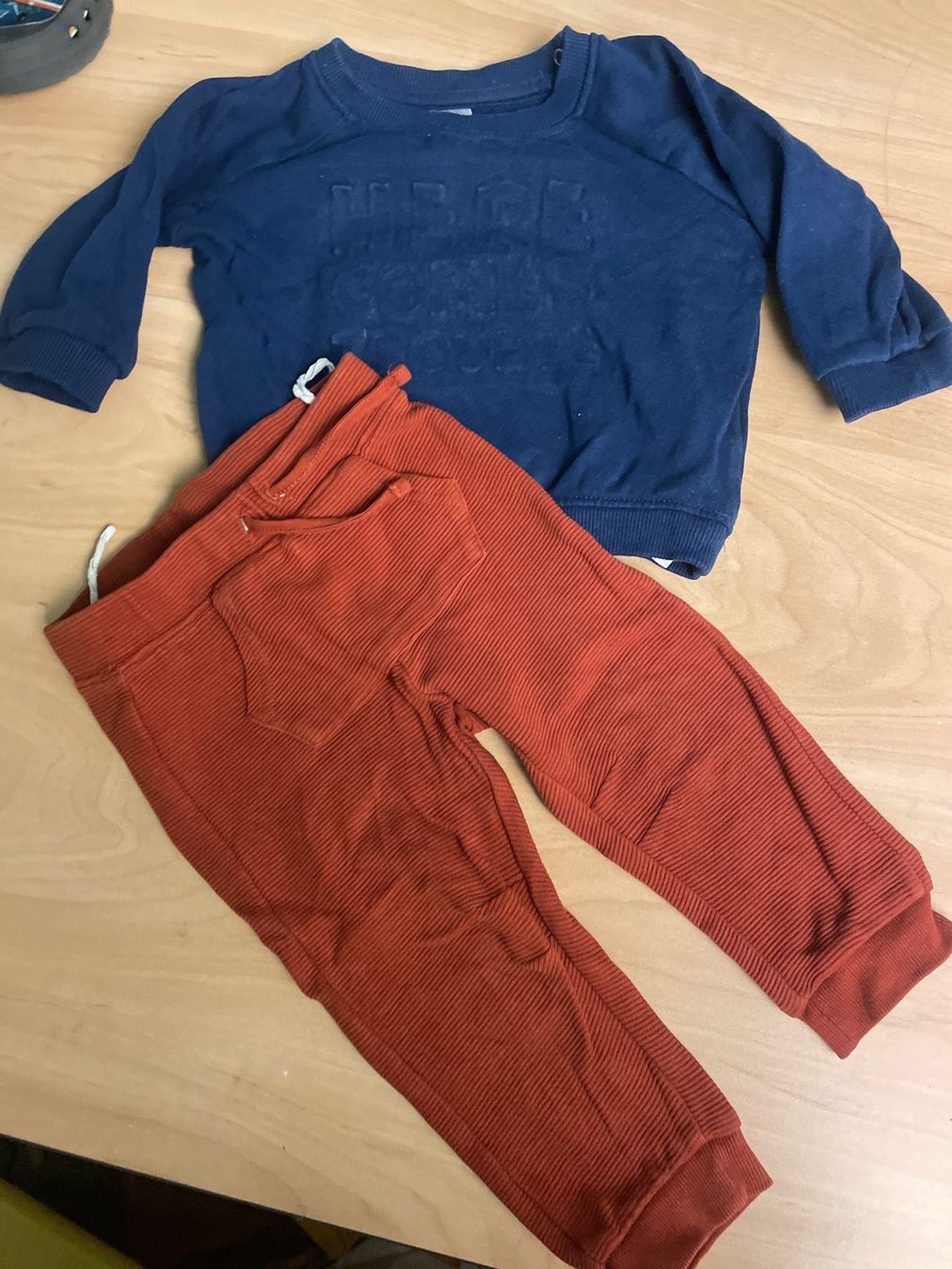 Pyjamas: Süsser Ergee Trainer Gr.86 – D'occasion à Obergerlafingen par cabo4