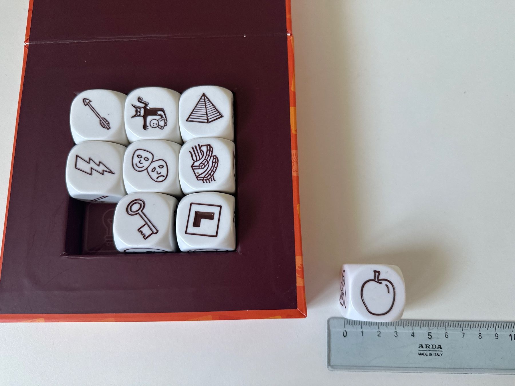 Jeux: MAX Story Cubes – D'occasion à Schwarzenburg par mezulienka 2