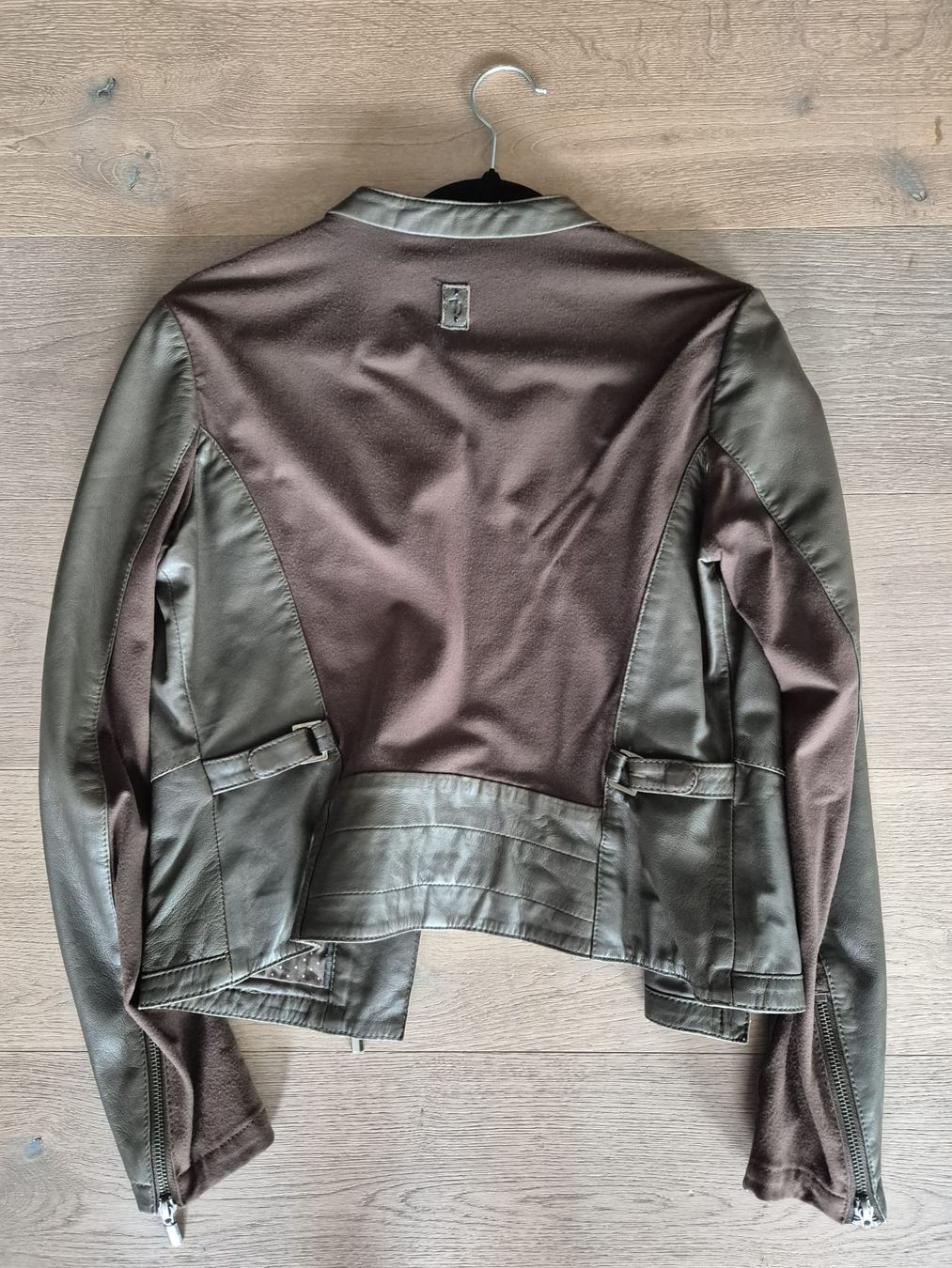 Giacche: Schicke Echtlederjacke in Braun von Tussardi Jean, Grösse S, – Nuovo (secondo la descrizione) da Wädenswil venduto da coconut1289 3