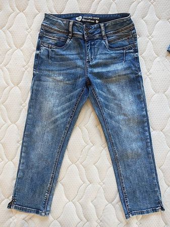 Jeans capri Chicorée Denim  Taille 36  Comme neuf
