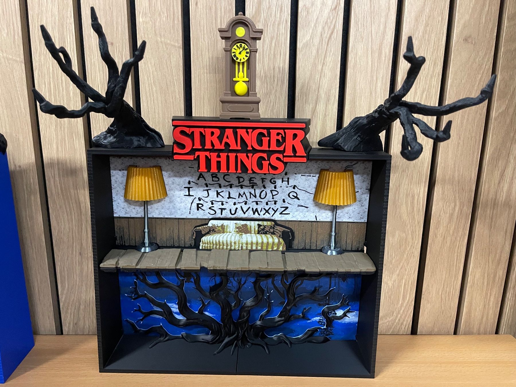 Stranger Things Diorama für Kinder Joy Figuren (Neuf (Voir description ...