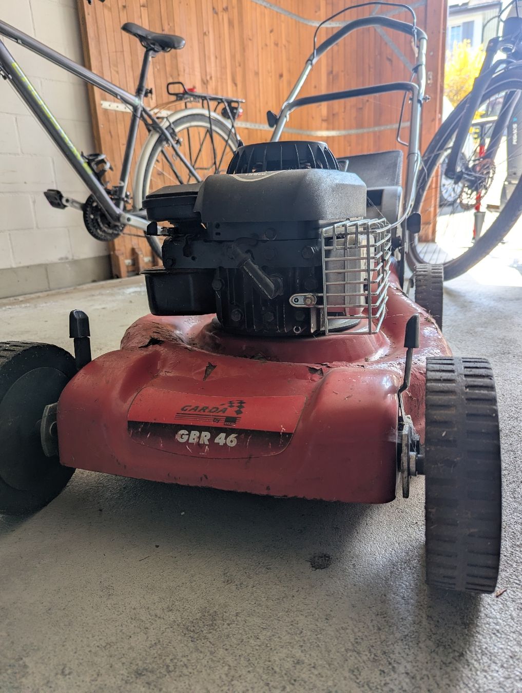Rasenmäher: Benzin Rasenmäher Briggs & Stratton 158cc – Gebraucht aus Ermatingen von sgr_y8z8 1