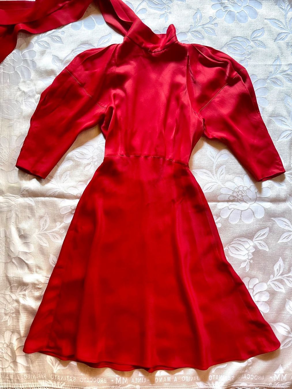 Kleider: Dress Khaite XS – Gebraucht aus Barna von orbuyorcry 3