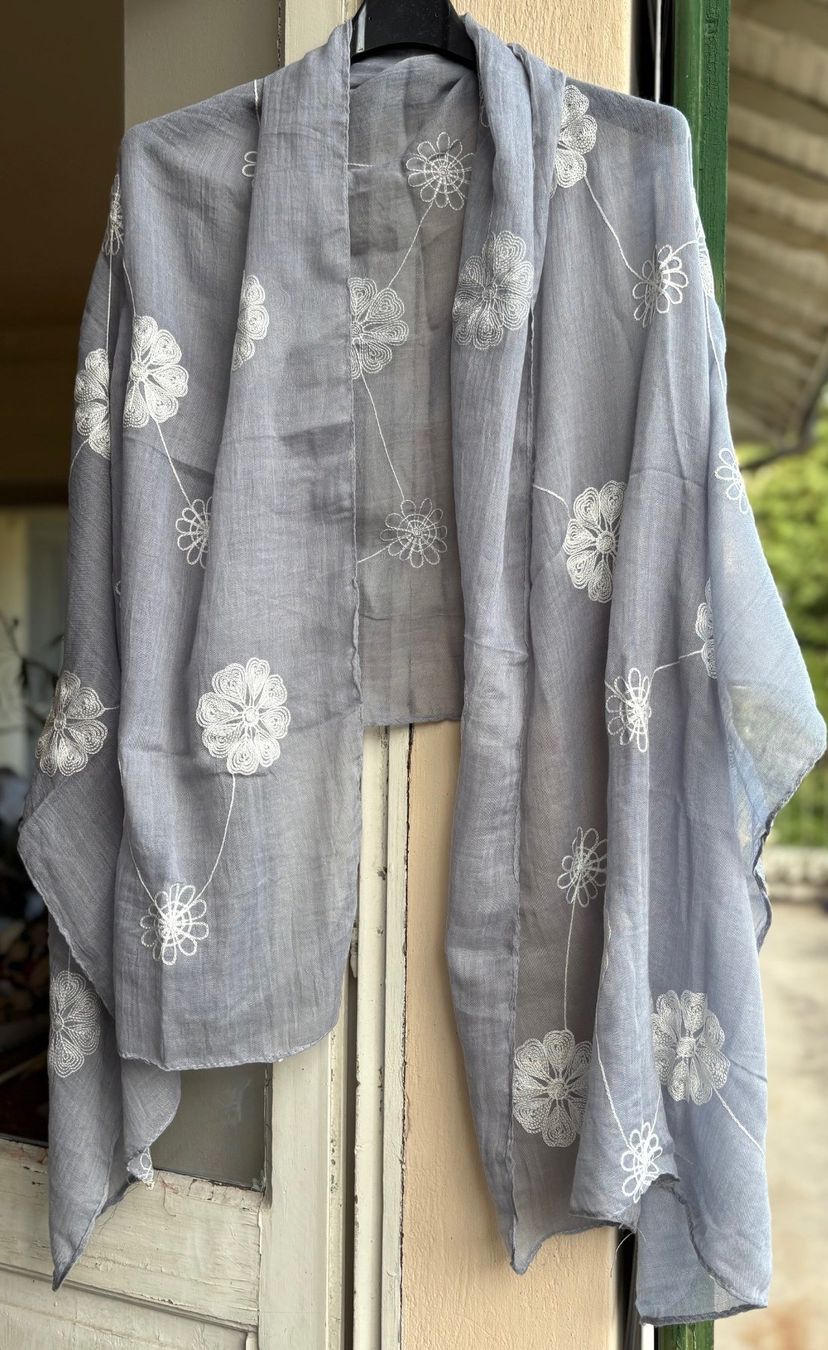 Foulard & Sciarpe: Foulard in cotone – Nuovo e nell'imballaggio originale da Locarno venduto da DBSiesta