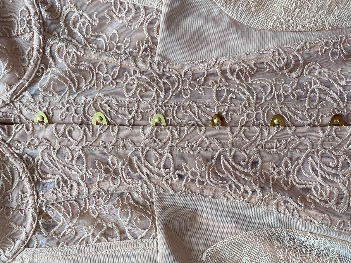Top: Corset lace  – Nuovo (secondo la descrizione) da Montreux venduto da mar_78rw 2