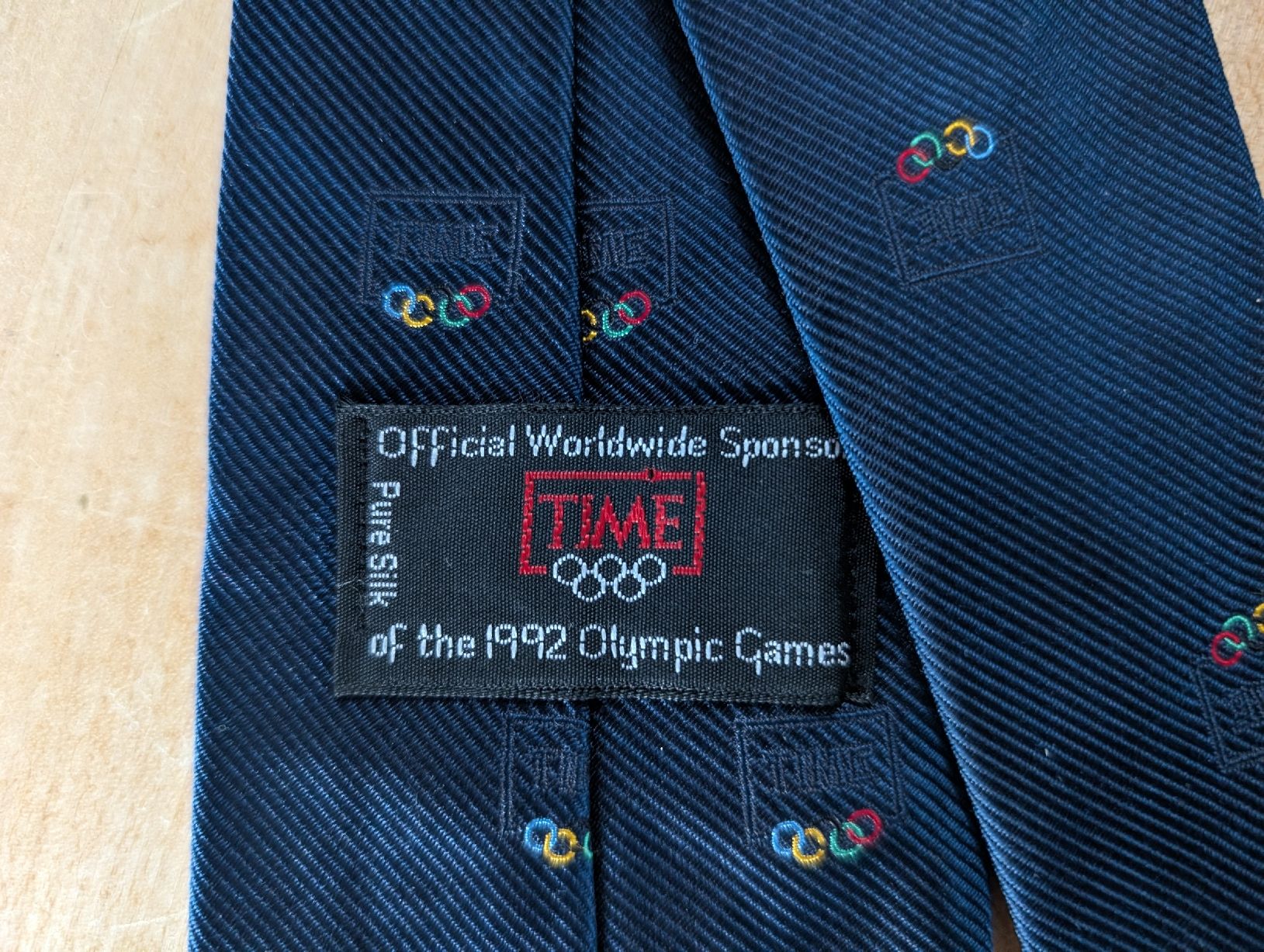 Cravatte: Original Olympia Krawatte 1992, TIME Sponsor – Usato da Bern venduto da Second-Hand-Pirat 1