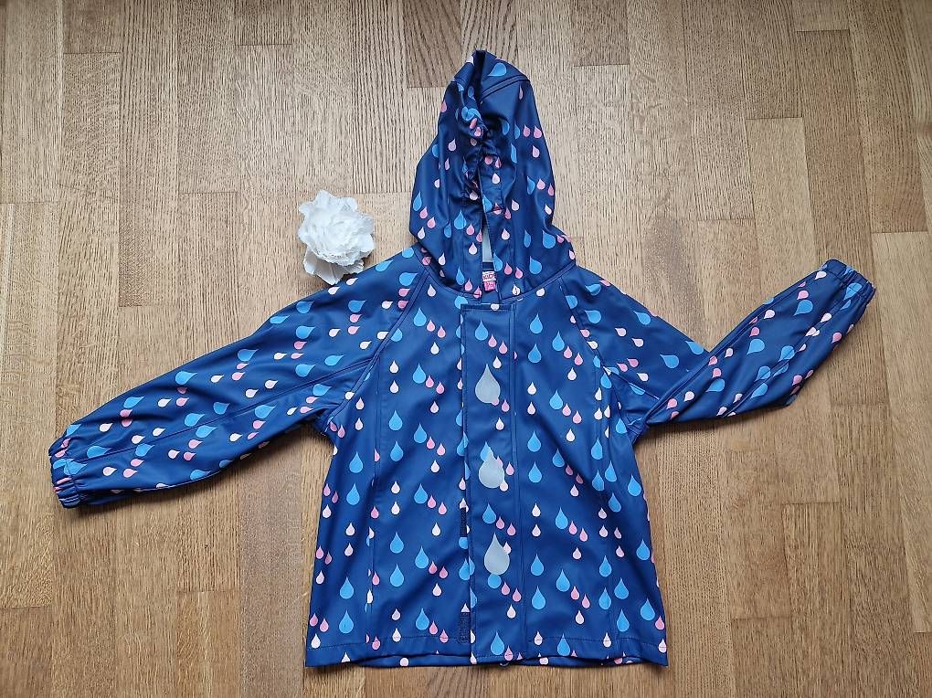 Jacken & Mäntel: Regenjacke Gr. 110 – Gebraucht aus Zürich von Missy33