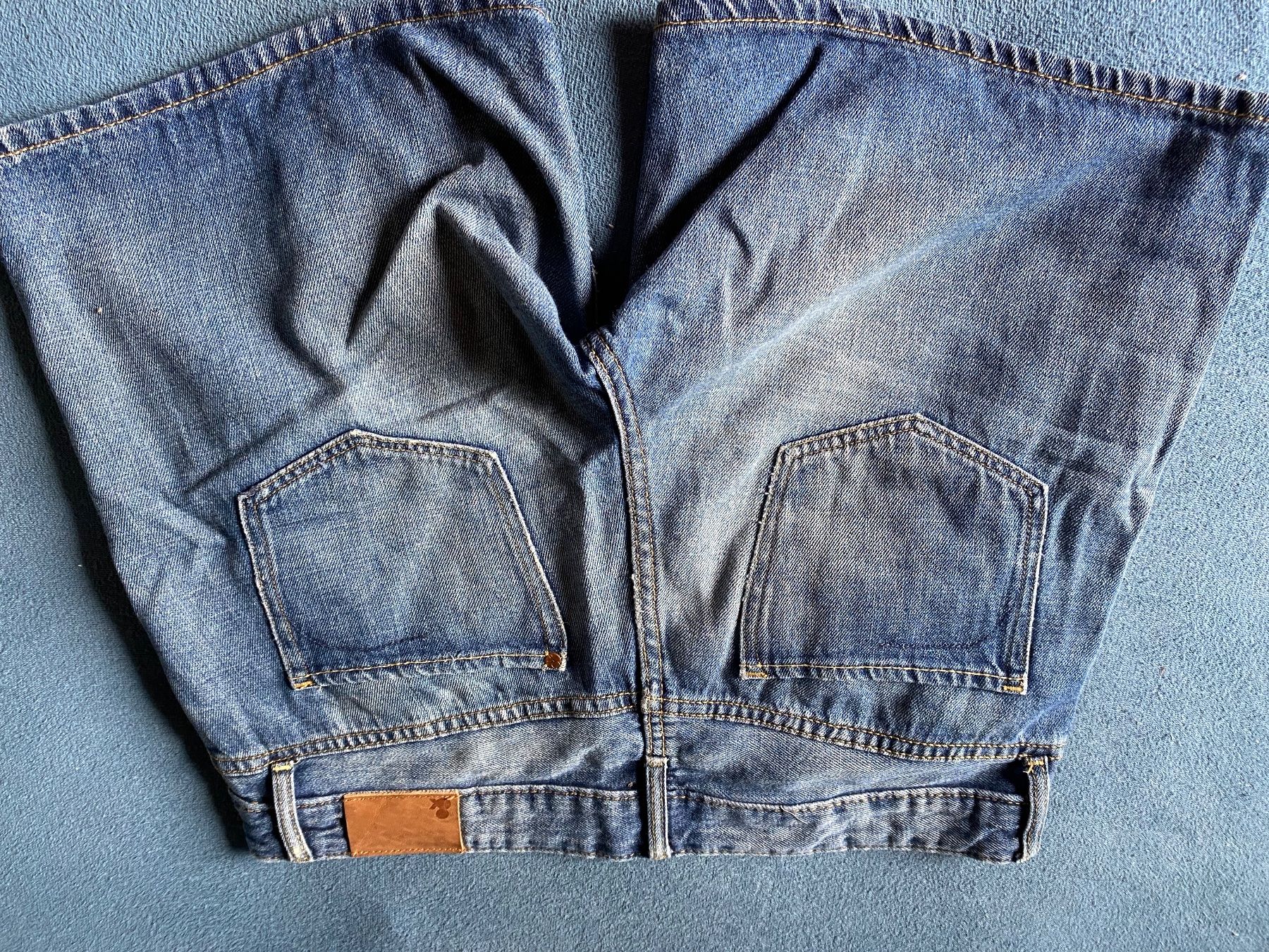 H&M Jeans: 2x Jeans Hosen – Gebraucht aus Klosters von Rigi98 5