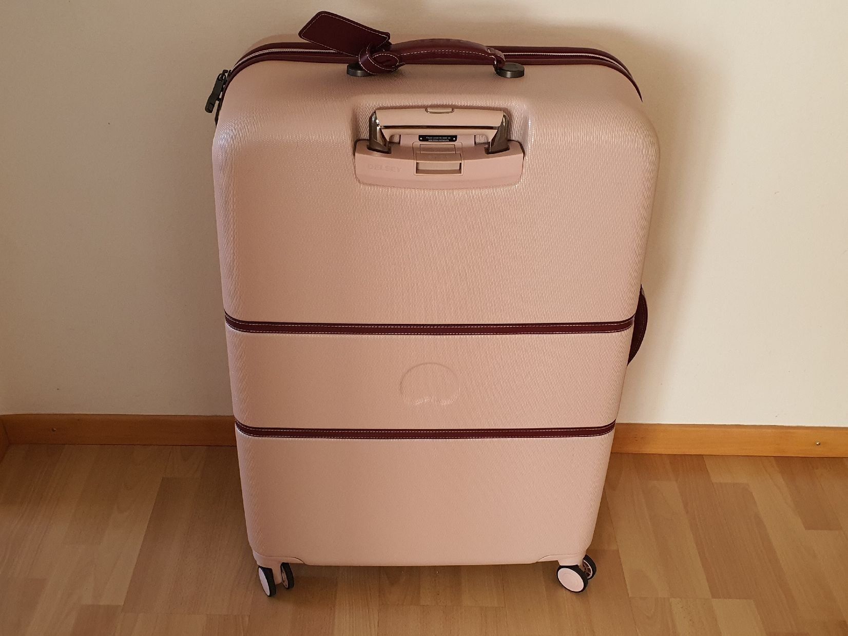 Altro in Aeronautica: Delsey Paris – Nuovo e nell'imballaggio originale da Rheinfelden venduto da Astoria91 7