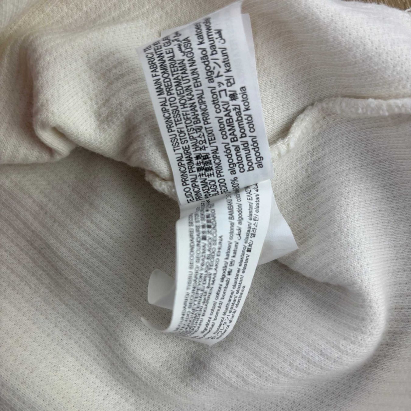 Zara Magliette Polo: ZARA Poloshirt Grösse L MYSECONDHAND – Nuovo (secondo la descrizione) da Bülach venduto da secondo. 4