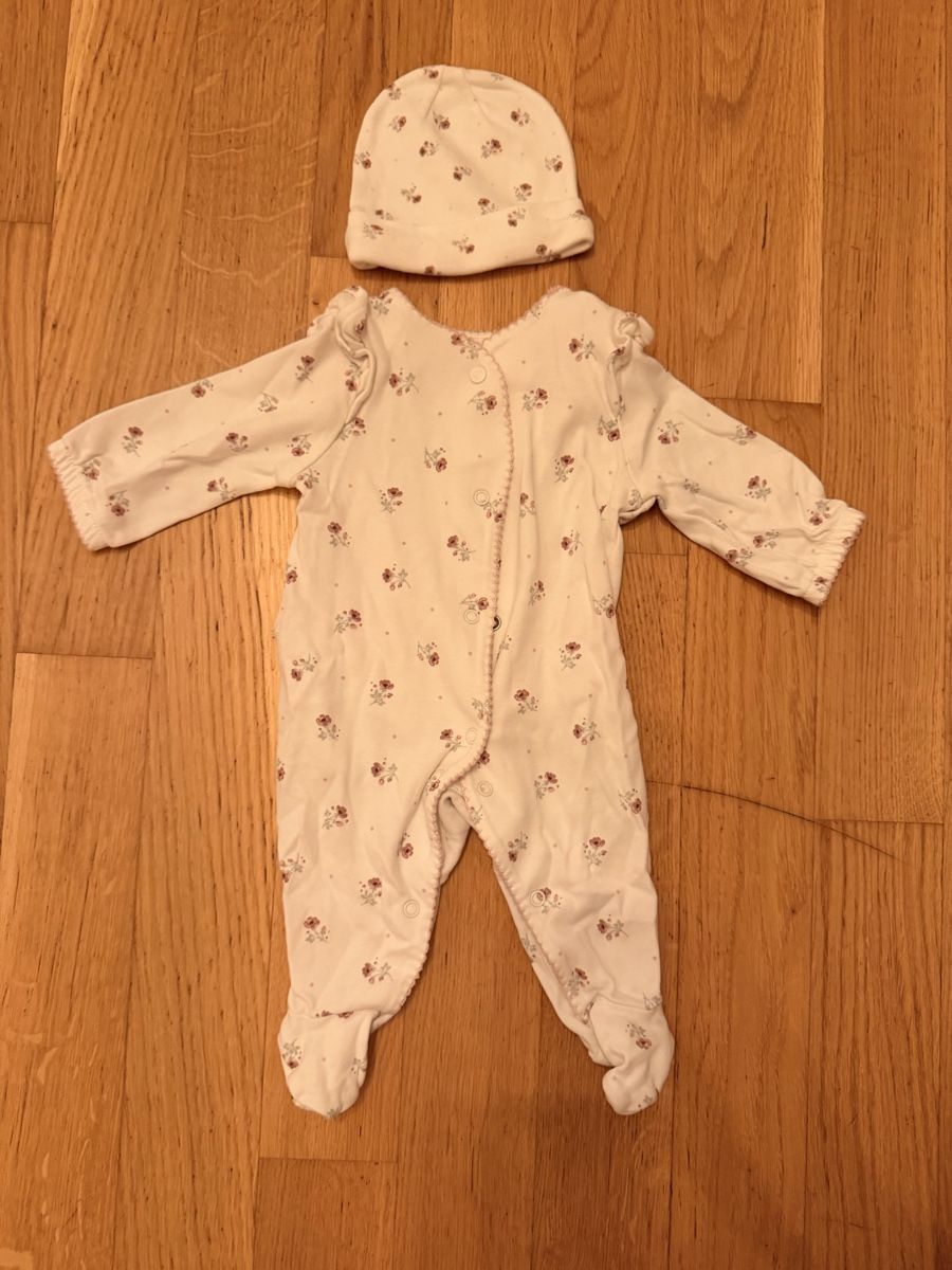 Pyjamas & Ähnliches: Pyjama taille naissance – Gebraucht aus Lengnau BE von wal_zf7c