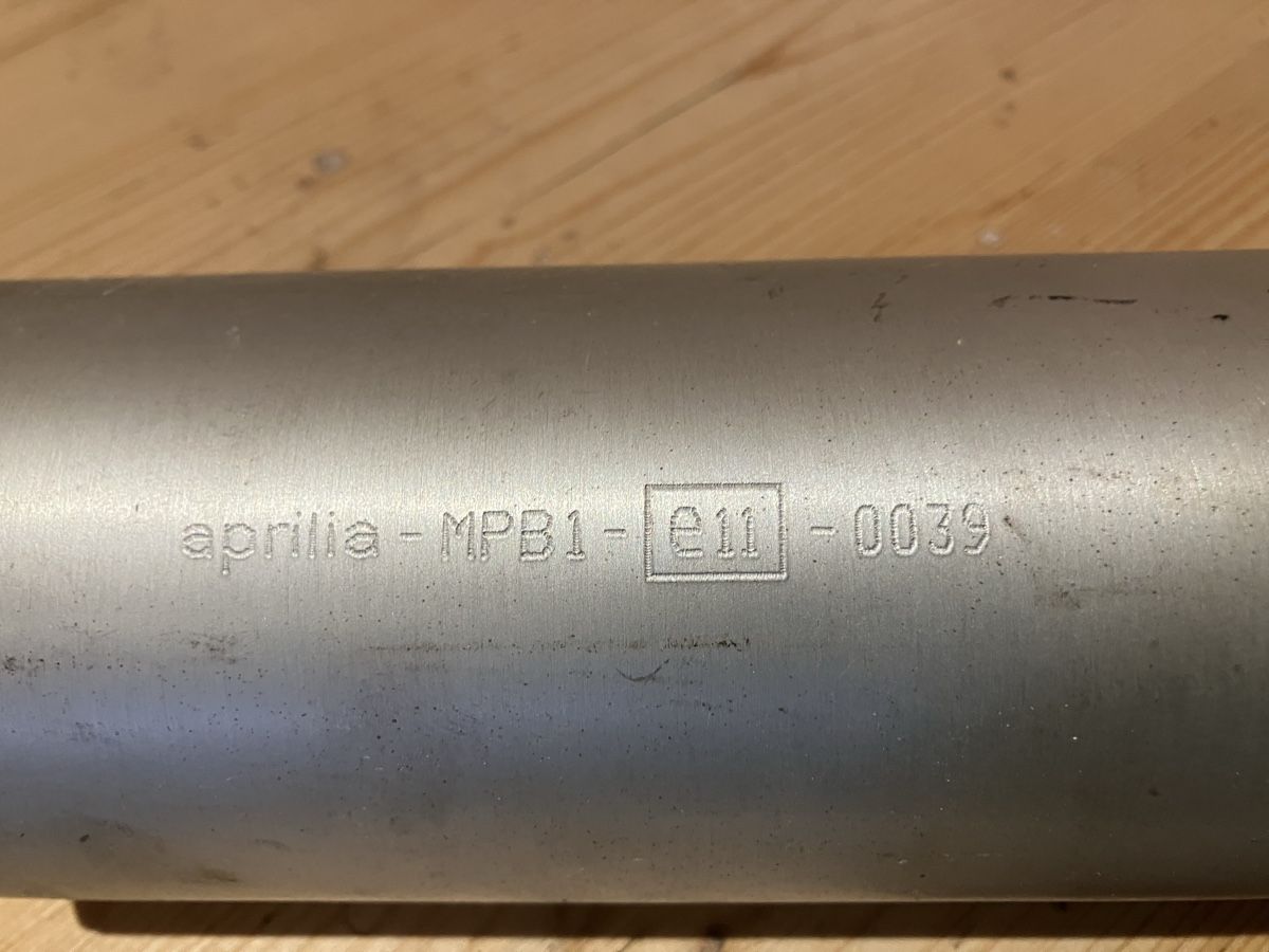 Aprilia Sistemi di scarico: Aprilia Endschalldämpfer – Nuovo (secondo la descrizione) da Wetzikon ZH venduto da M.H88 2
