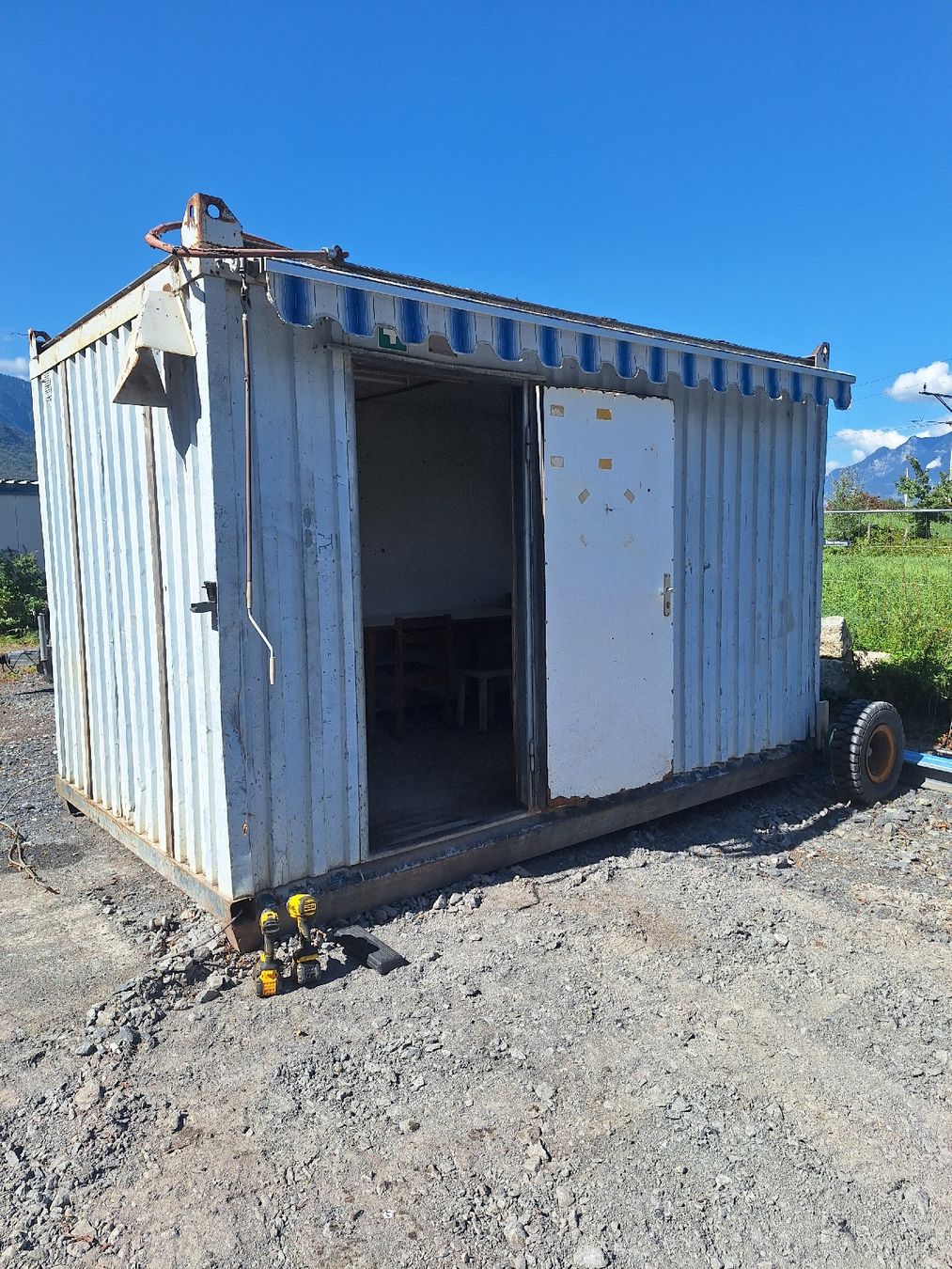 Autres articles bureau & commerces: à vendre container  – D'occasion à Troistorrents par Marie_anna_vs