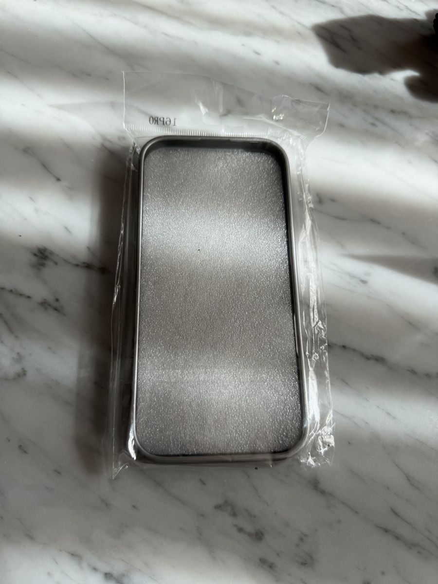 Covers & Schutzfolien: Iphone 17 pro / 18 pro Hülle  – Neu und originalverpackt aus Dinhard von zav_2ysk 1