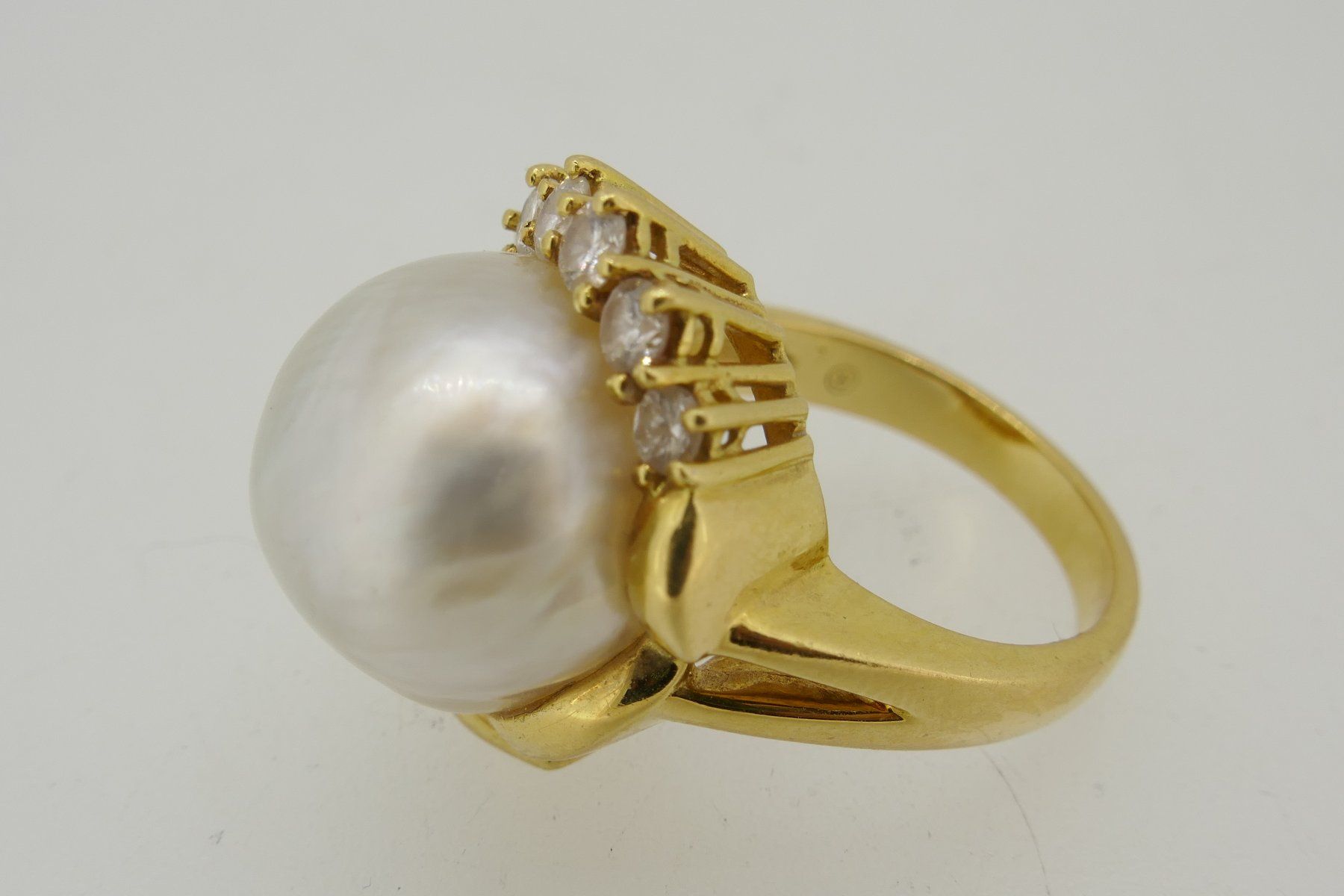Ringe: Schöner Brillantring 18 kt mit großer Perle – Gebraucht aus Schaffhausen von swisswatches-andmore 2