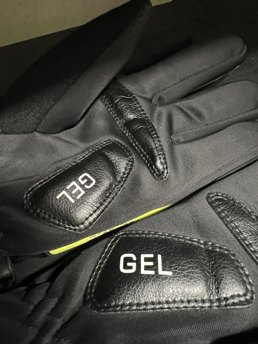 Decathlon Lotti di vestiti: B'Twin cycling set helmet jacket and gloves used – Nuovo (secondo la descrizione) da Basel venduto da luc_8ghp 7