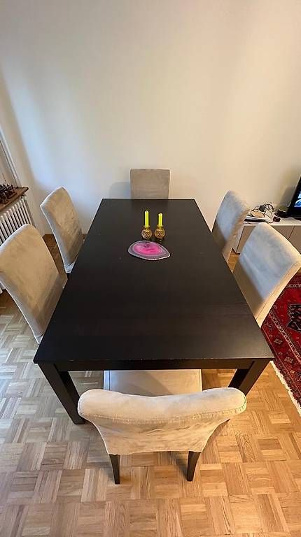 Tische: Ausziehtisch + 8 Stühle – Gebraucht aus Winterthur von EleGiova