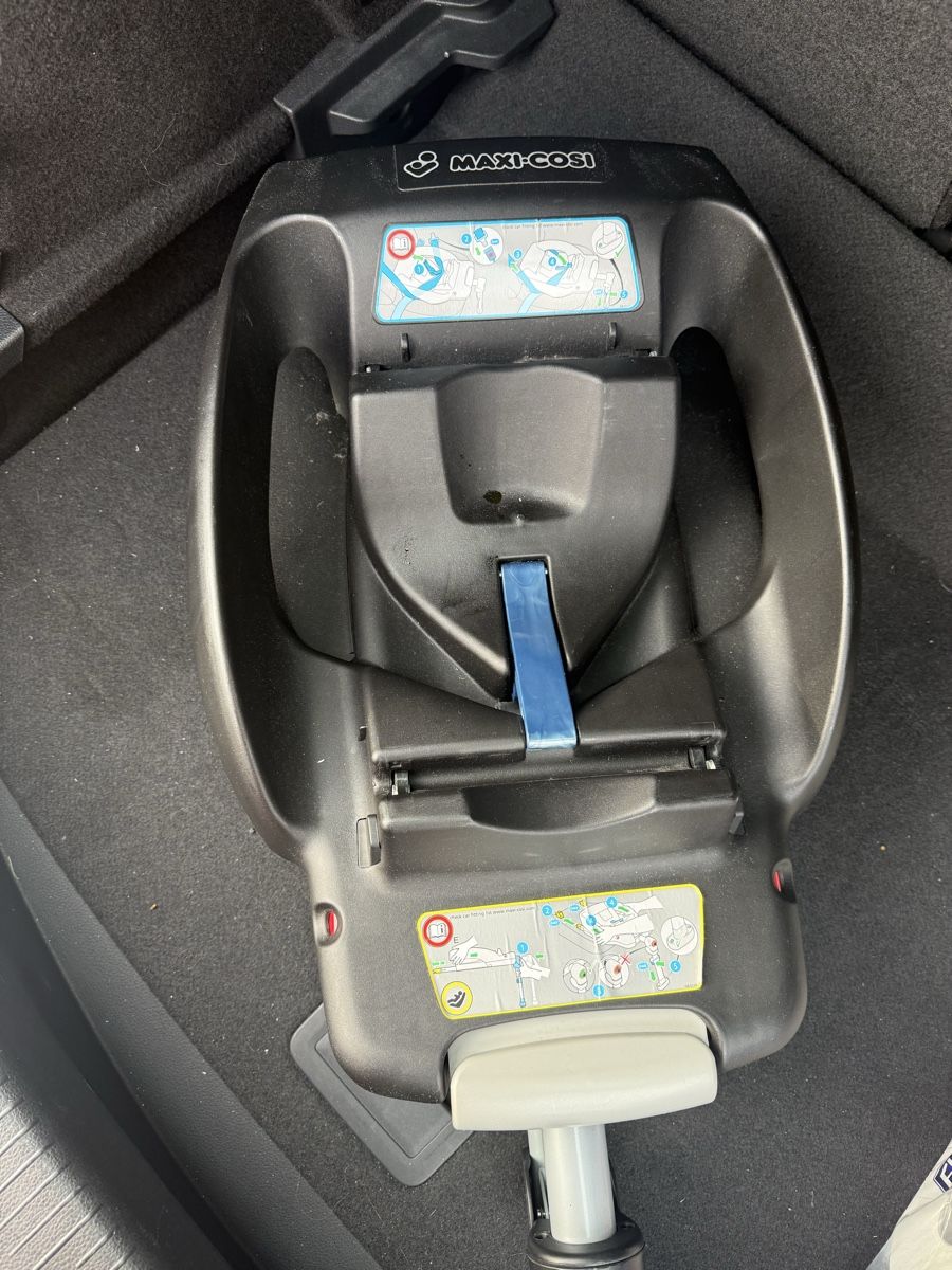Maxi-Cosi Seggiolini per auto: Maxi Cosi Isofix 0-13kg – Usato da Baar venduto da vanilla1991