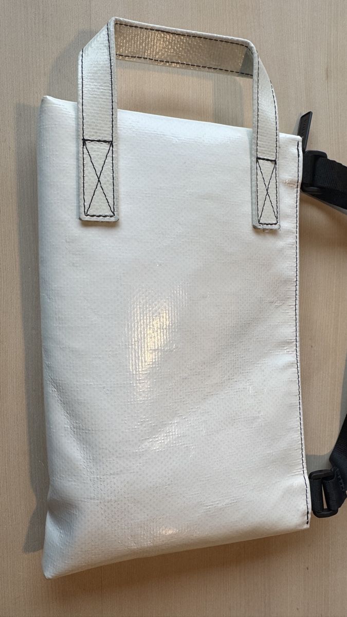 Freitag Taschen: FREITAG Tasche EDDIE weiss und schwarz – Neu (gemäss Beschreibung) aus Chur von arxi 5