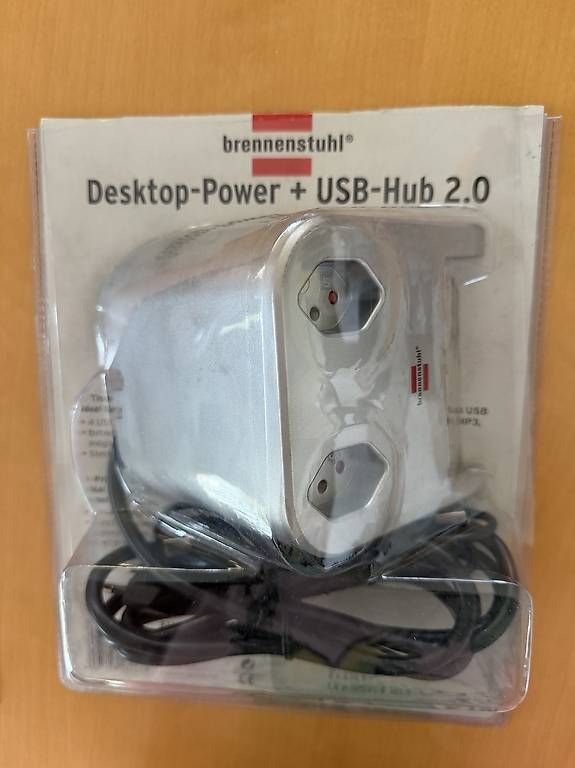 Hub & Switch: Desktop-Power + USB- Hub 2.0 – Usato da Bern venduto da han_hdr2