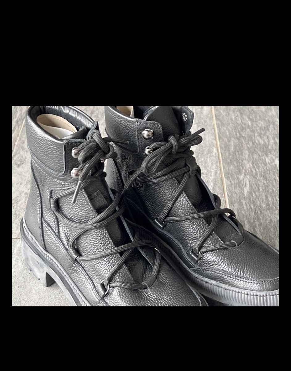 Damenschuhe: Stiefel Leder schwarz : 37 – Gebraucht aus Zürich von Proton_Slit 1
