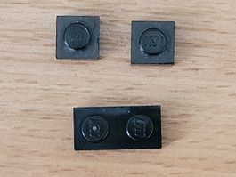 Lego - 3 pièces noires plates à 1 et 2 tenons