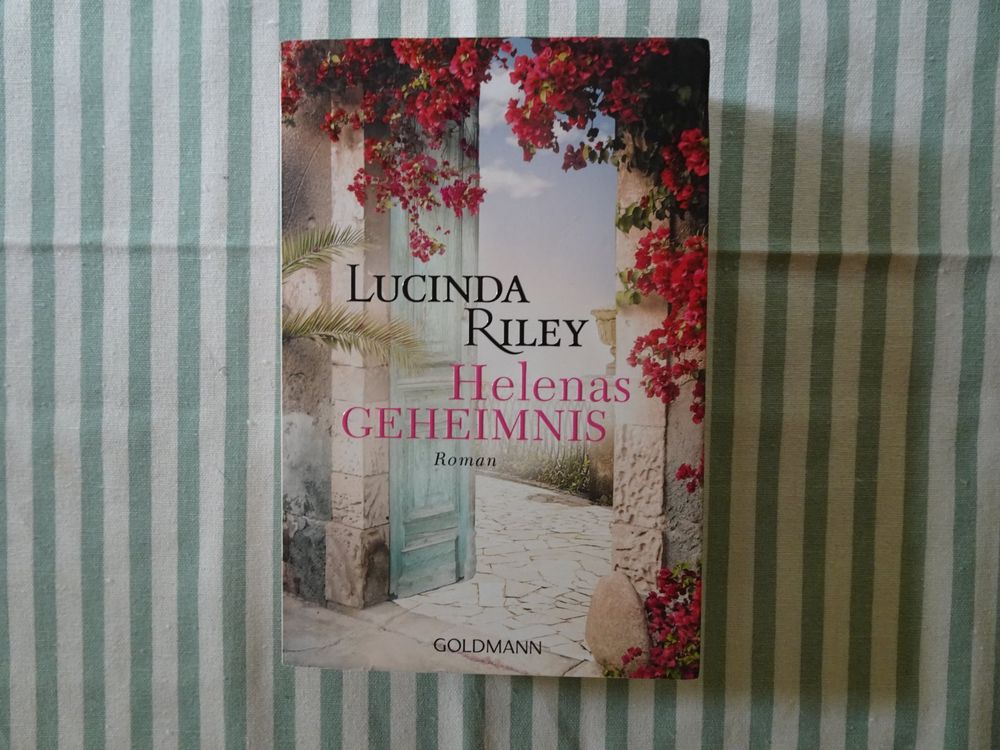 Lucinda Riley - Helenas Geheimnis - Roman - B308 (Gebraucht) in ...
