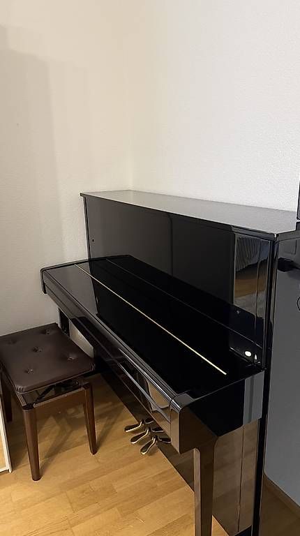 Instruments de musique: Yamaha Klavier B3E Schwarz – D'occasion à Wetzikon ZH par Bubul 1