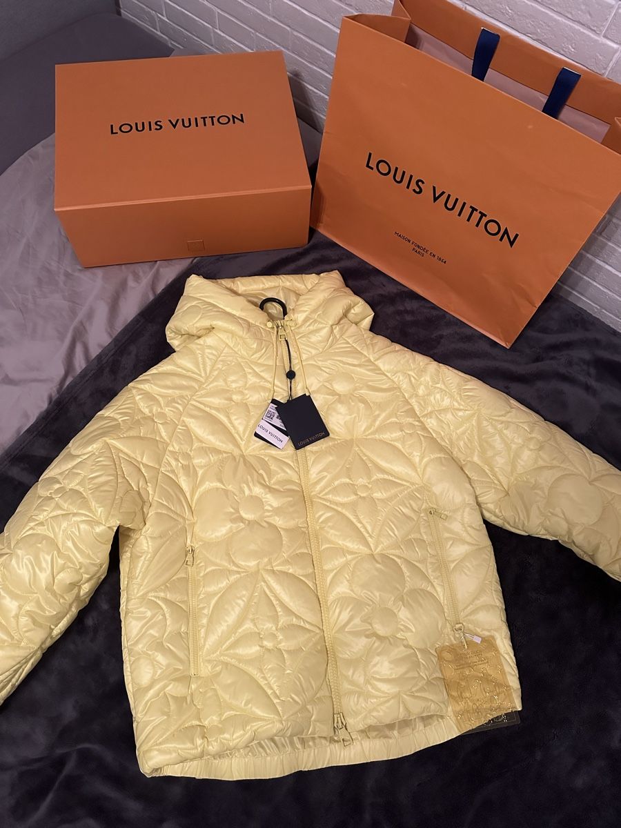 Louis Vuitton Giacche: Louis Vuitton Virgil Abloh monogram puffer jacket – Nuovo e nell'imballaggio originale da Morges venduto da ITASAP 1
