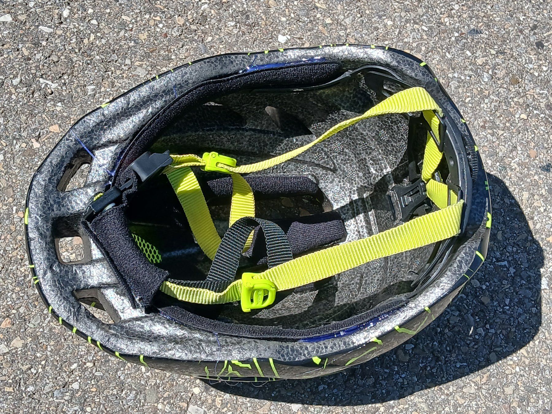 Alpina Helme: Velohelm Kinder – Gebraucht aus Winkel von Trinidad75 1