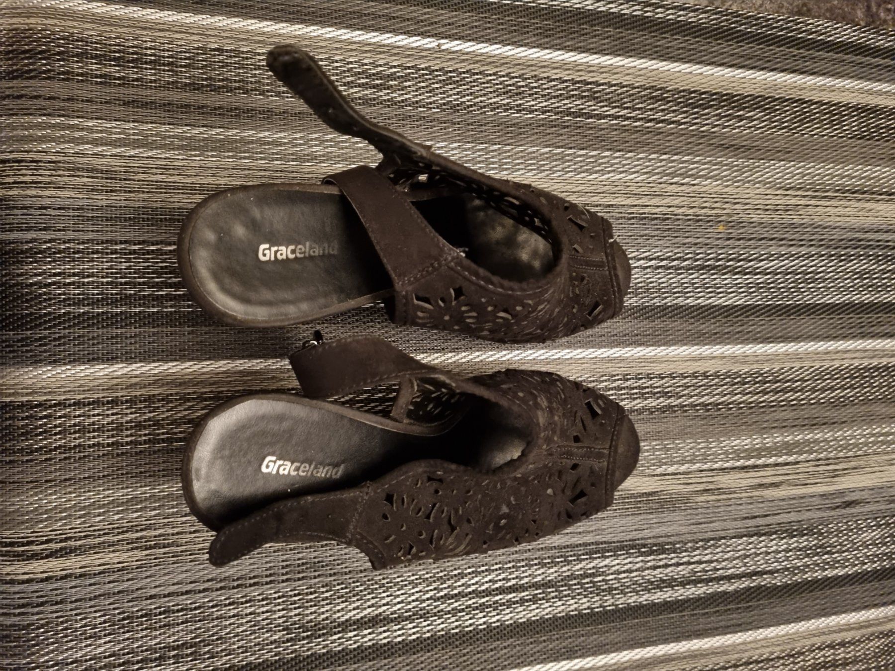 Scarpe da donna: Hohe Schuhe schwarz – Usato da Lostorf venduto da _Venus_