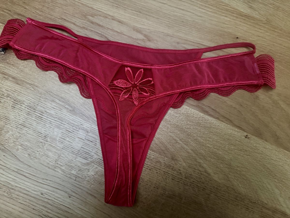 Marie Jo Altra biancheria intima: exklusiver Spitzen String von Marie Jo - Grösse XL – Nuovo (secondo la descrizione) da Gurmels venduto da topsommer 2