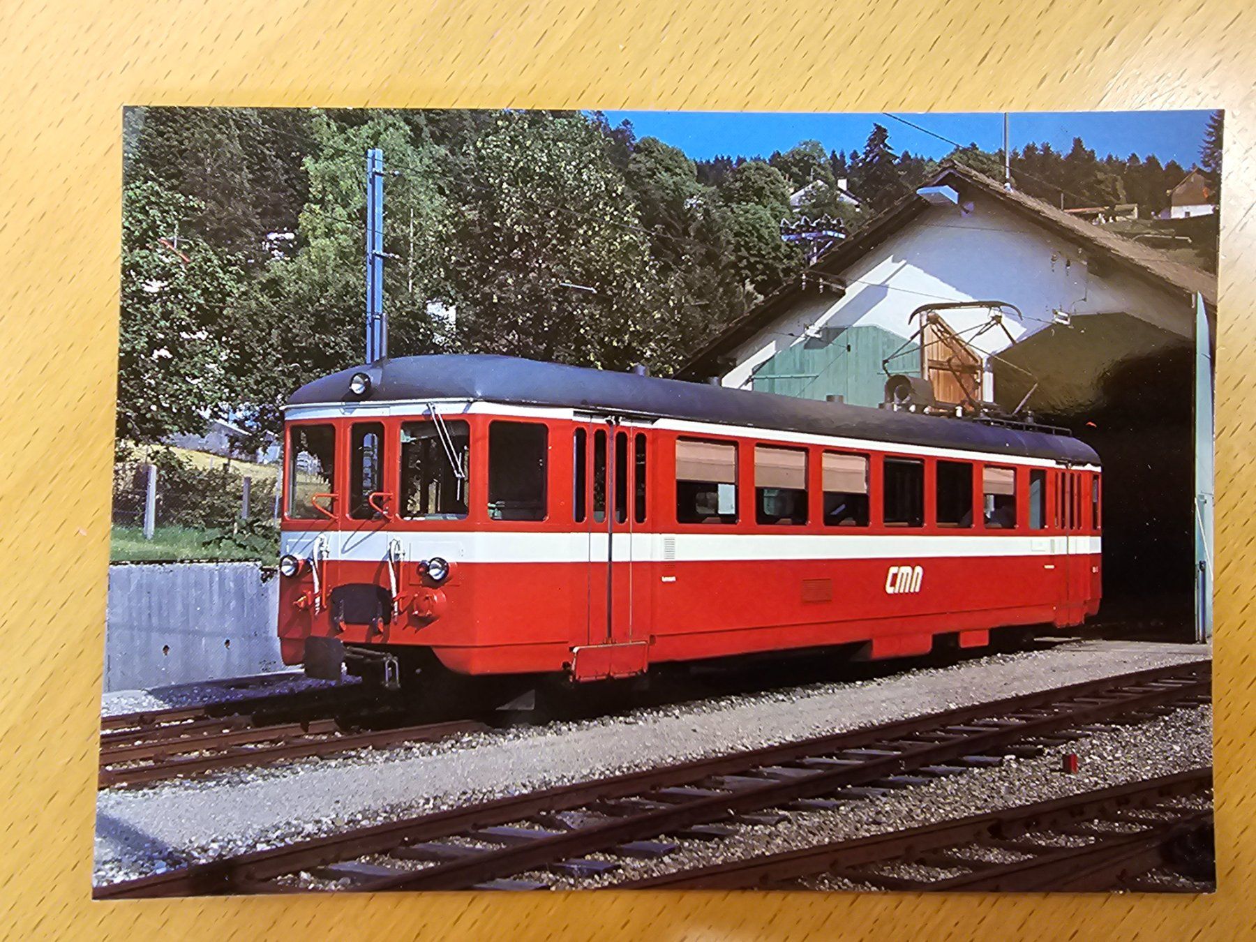Cartoline postali: Postkarte CMN Neuchâtel Triebwagen BDe 4/4 5 – Nuovo (secondo la descrizione) da Matten venduto da MEFEZ