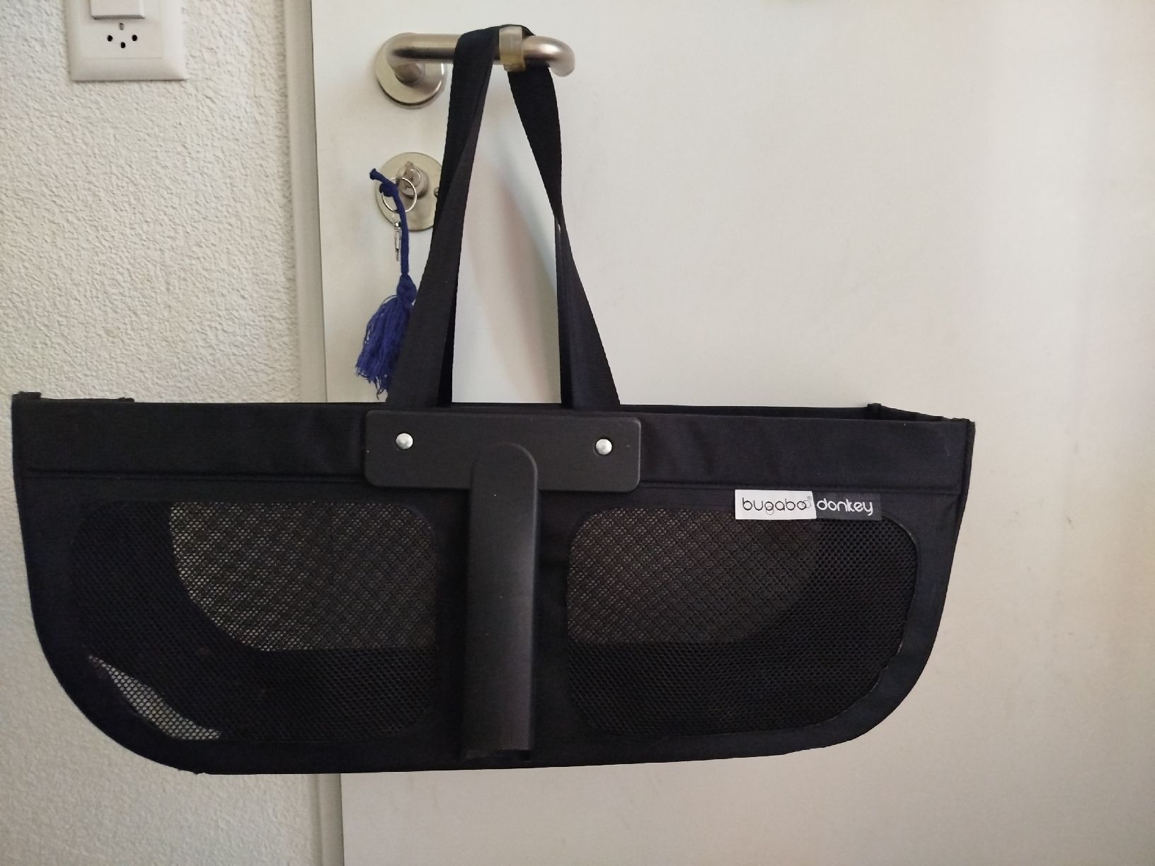 Bugaboo Carrozzine: Bugaboo Donkey side luggage basket black, used condition – Usato da Bassersdorf venduto da kro_7bf5