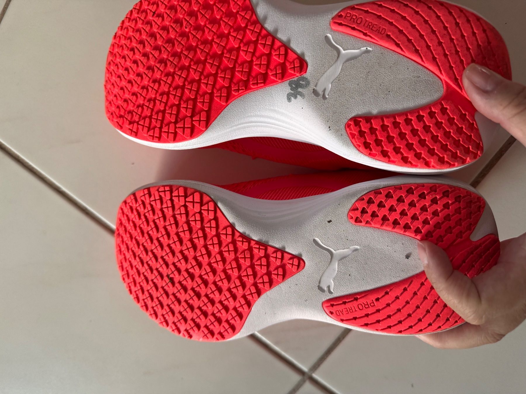 Puma Scarpe da uomo: Puma Laufschuh – Nuovo (secondo la descrizione) da Besenbüren venduto da susanna33 1
