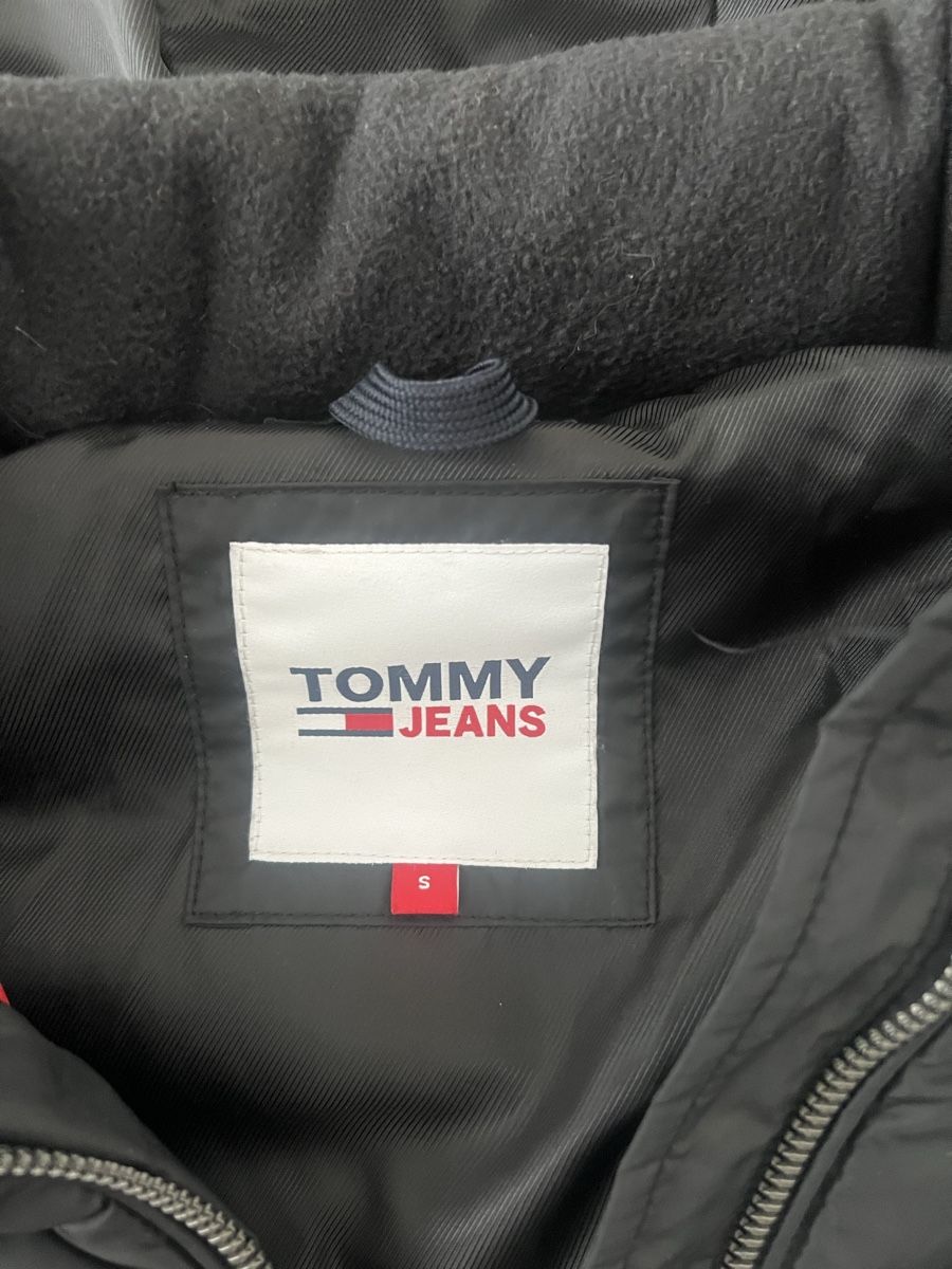 Tommy Hilfiger Jacken: Tommy Jeans Jacke – Gebraucht aus Zürich von K._32_Mik 1