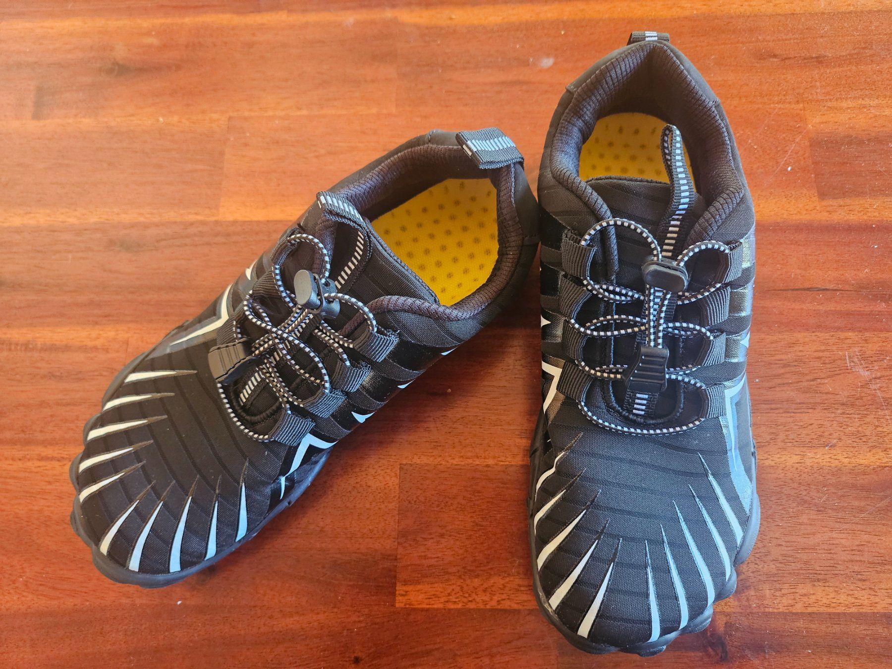 Scarpe da uomo: Barfussschuhe Neu Schwarz Grösse 37 – Nuovo (secondo la descrizione) da Staad SG venduto da Anna_Maria_C.