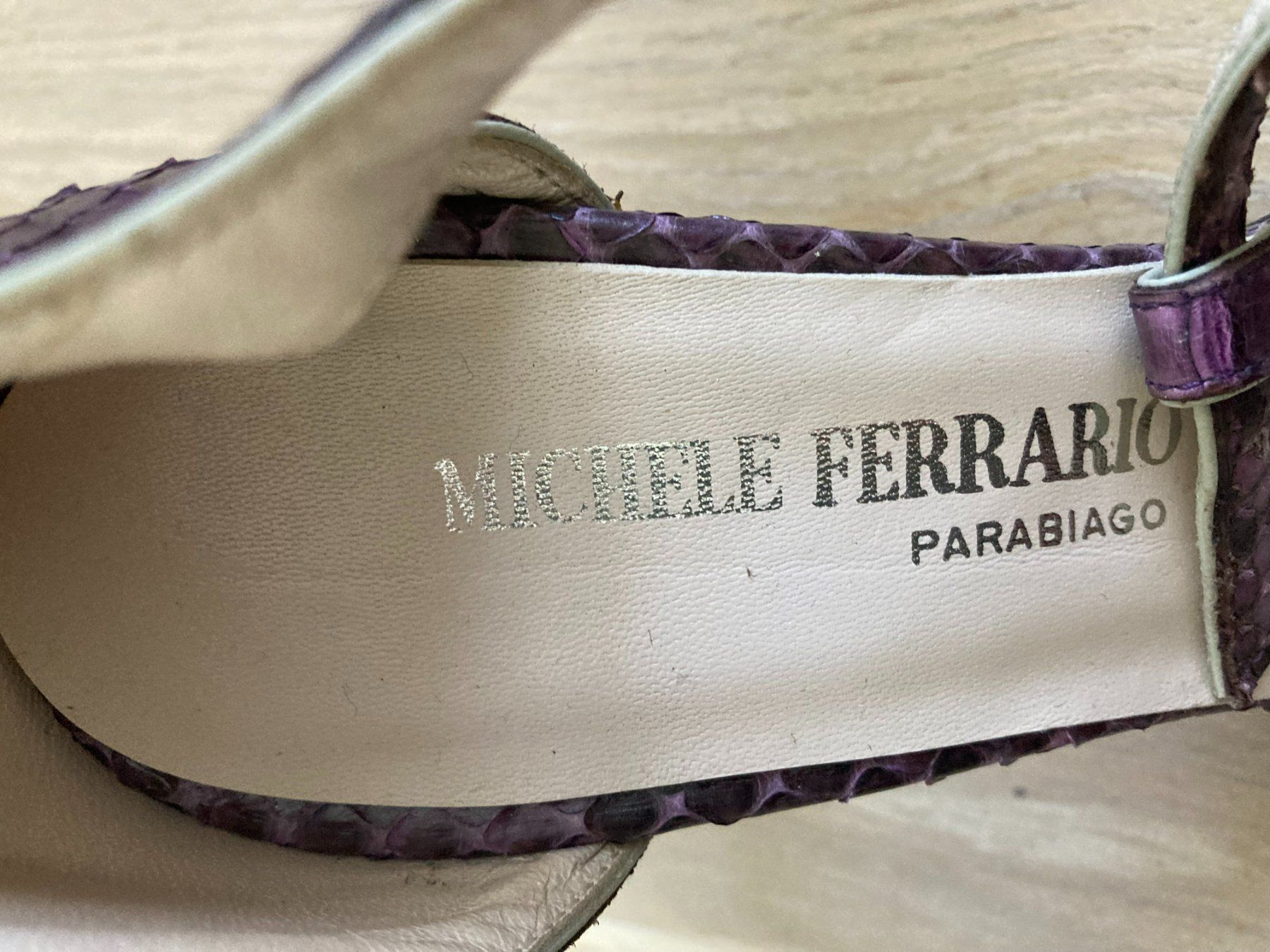 Scarpe da donna: Sandales originales en cuir 24.5 cm – Usato da Lausanne 26 venduto da anaxena 1