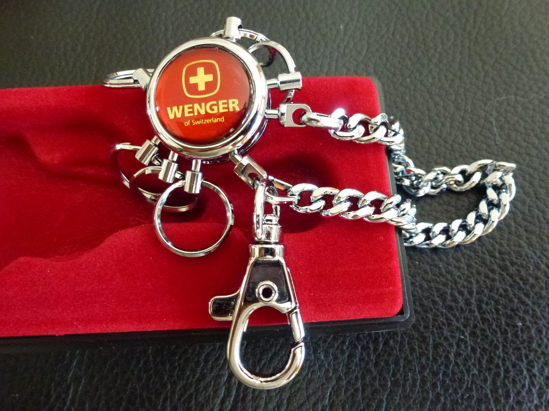 Wenger Taschenmesser: couteau et porte clef Wenger neufs. – Neu und originalverpackt aus Rebeuvelier von kinoachat2 2