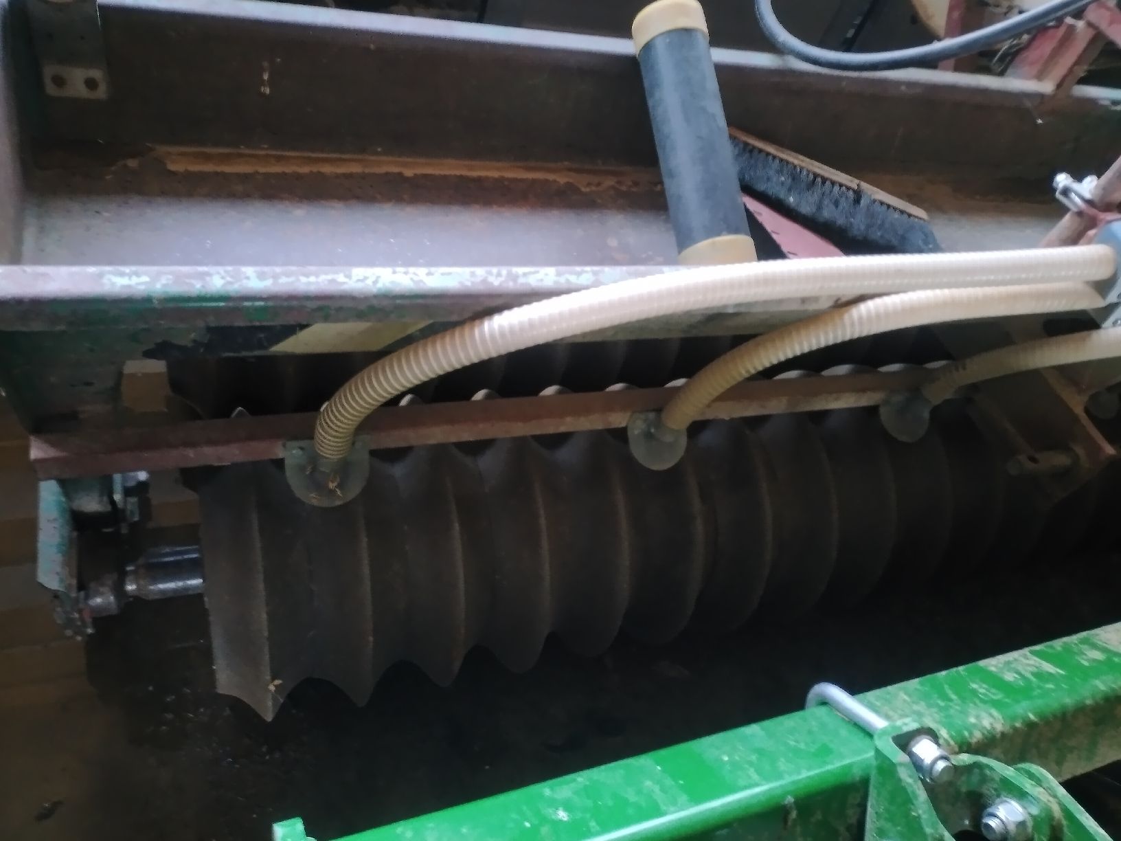 Haruwy Toutes les machines: Walze mit Sähgerät 3 m – D'occasion à Deitingen par RK68 2