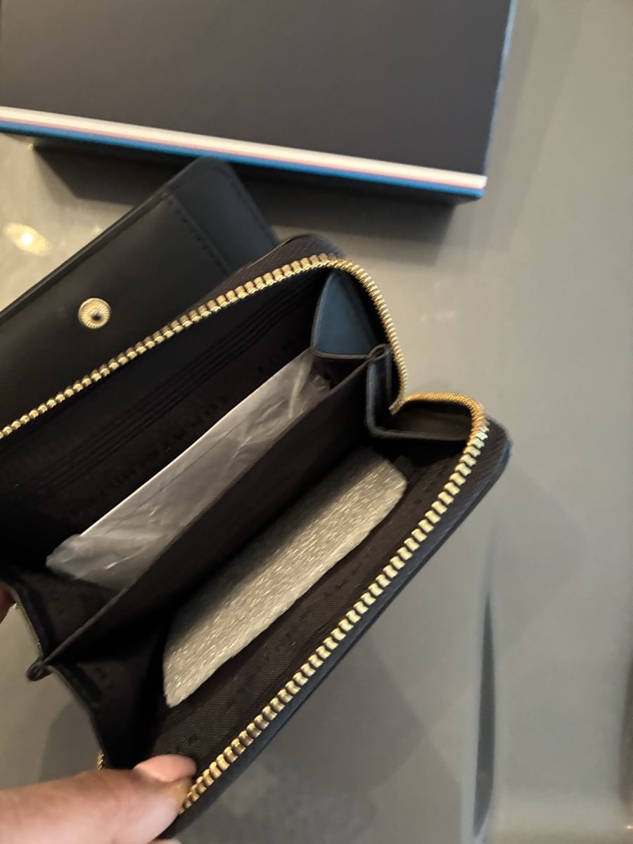 Tommy Hilfiger Portamonete: Portefeuilles Tommy Hilfiger noir – Nuovo e nell'imballaggio originale da Brent venduto da miloune 3
