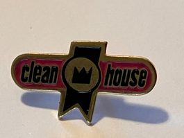 1 Pin Clean House