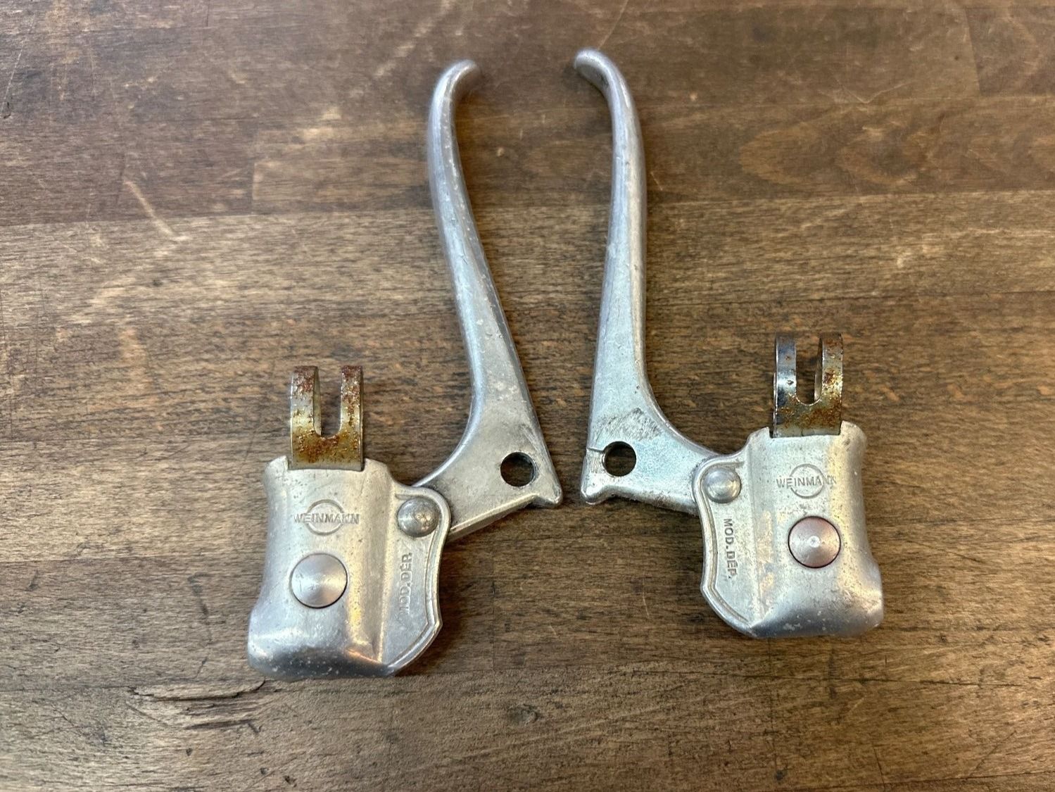 Pezzi di ricambio: Weinmann Vintage Bremshebelpaar – Usato da Basel venduto da BICICLETTISTA 1