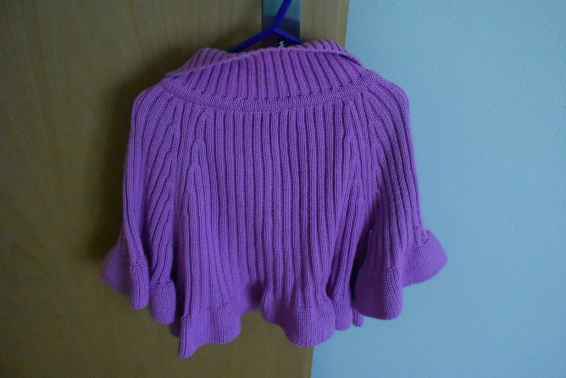 Jacken & Mäntel: Neuwertiger Strick-Poncho, Gr. 98-104 – Gebraucht aus Densbüren von TutaLarsen 3
