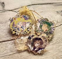 Lot de pin's Sailors Moon neufs