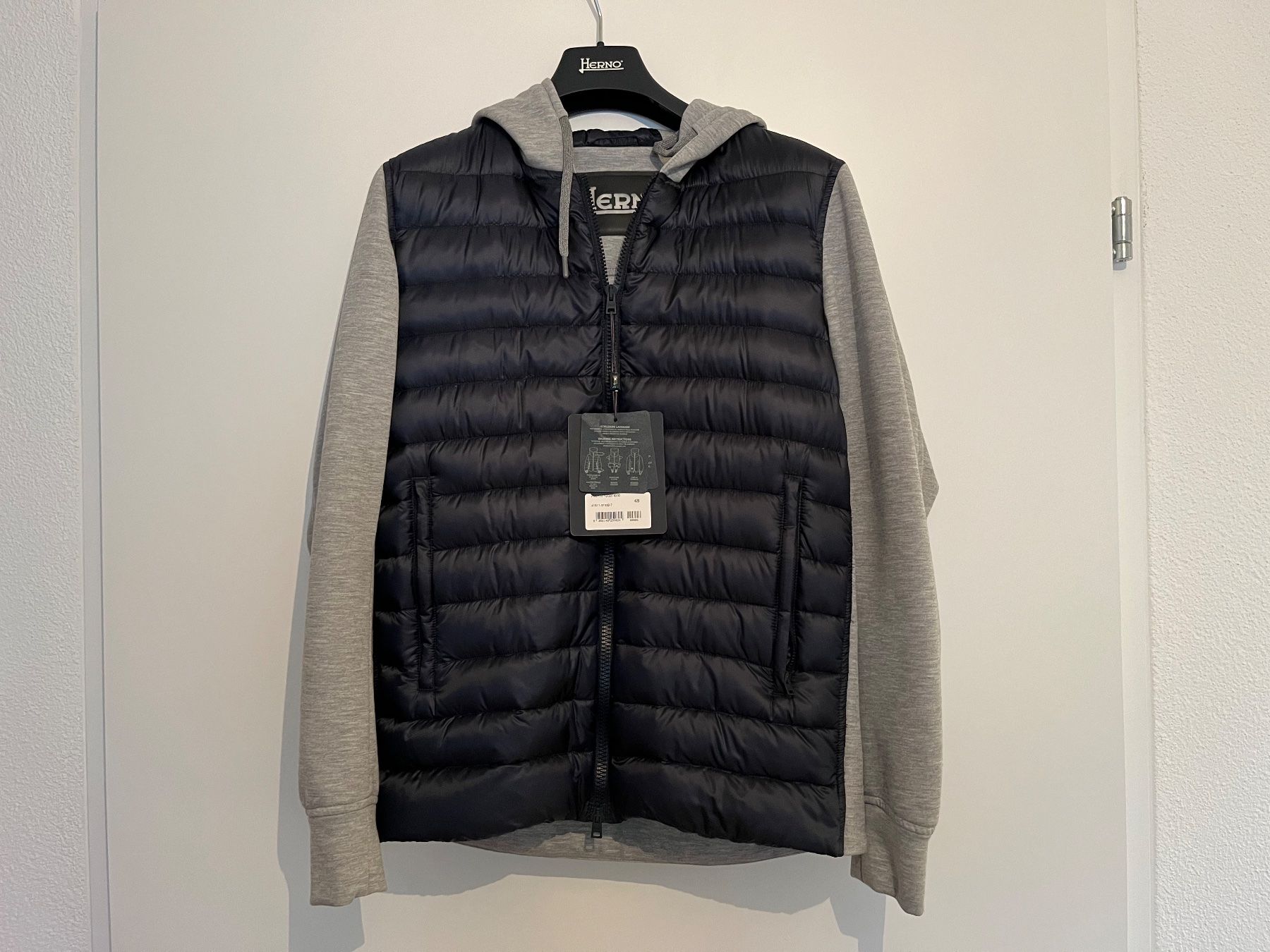 Herno Giacche: Neu HERNO Übergangs-Jacke – Nuovo e nell'imballaggio originale da Kilchberg ZH venduto da nil_tvt7