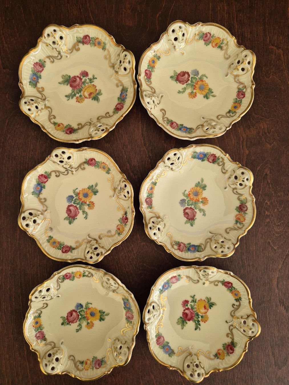 Rosenthal Set di piatti: Rosenthal Teller Set komplett, Dekor mit Blumenmuster – Nuovo (secondo la descrizione) da Eschlikon TG venduto da zuzanka80 1